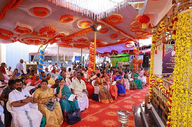 Ceremony at the Manomaya Buddha Temple